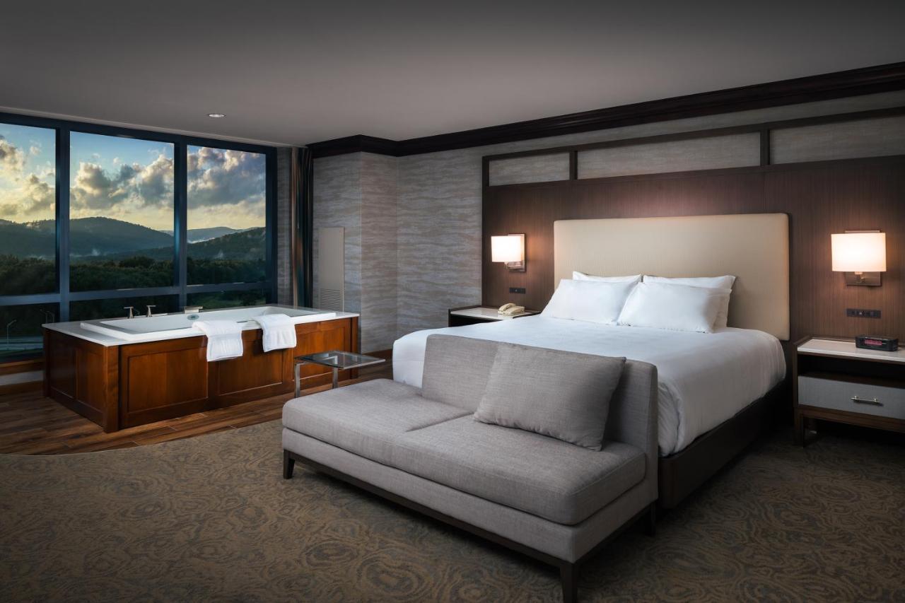 Seneca Allegany Resort & Casino (Adults Only) Salamanca Exterior photo